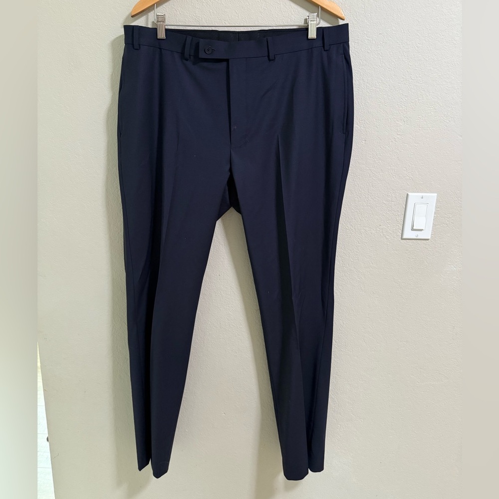 Calvin Klein Men’s Navy Wool Blend Dress Pants Slim Tapered Fit 38W x 33L